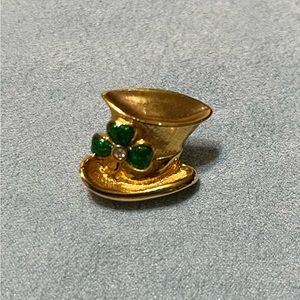 Avon Hats Off To Luck 🍀 Pin